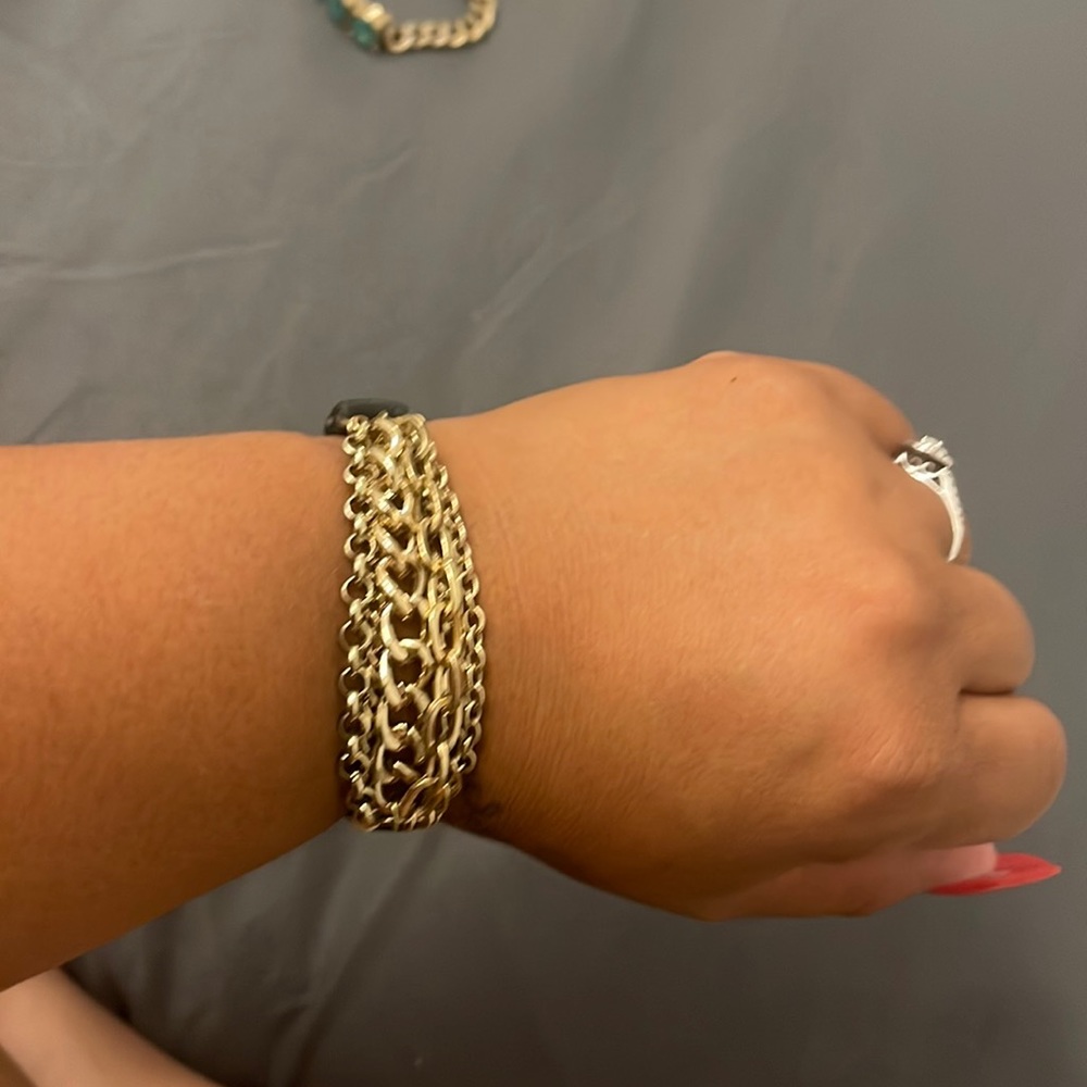Bracelet